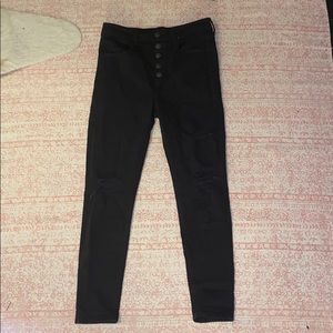 black ripped american eagle skinny jeans